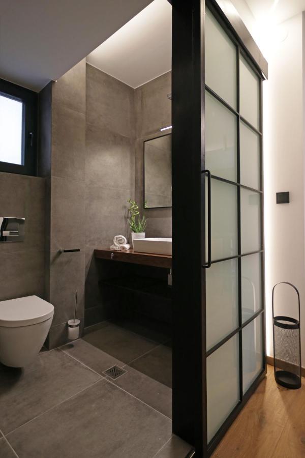 The 4 Travellers Thessaloniki Apartment Exterior photo