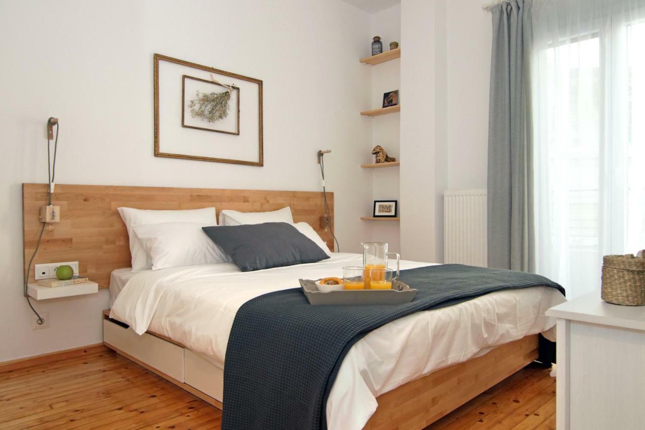 The 4 Travellers Thessaloniki Apartment Exterior photo
